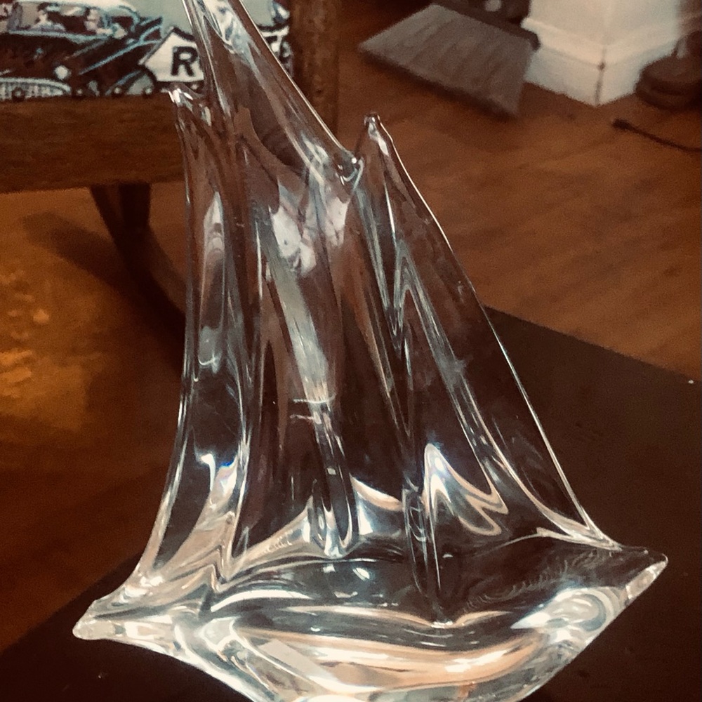 Authentic VINTAGE DAUM SAILBOAT ART GLASS SIGNED